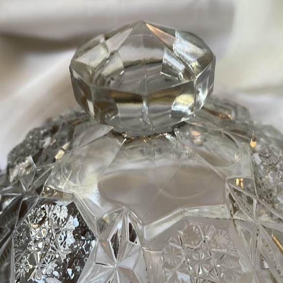 Vintage cut clear glass dome lid part - Picture 4 of 8
